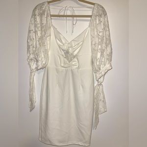White lace mid sleeve dress with tie back (US Size Medium)